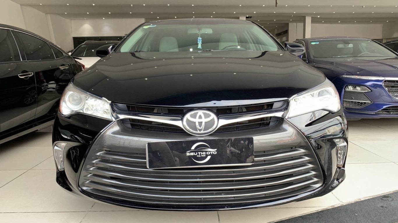 toyota-camry-xle-2015