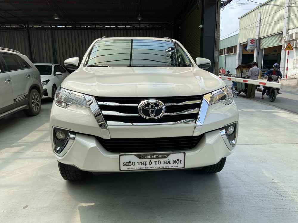 Toyota Fortuner 2.4 AT 2020
